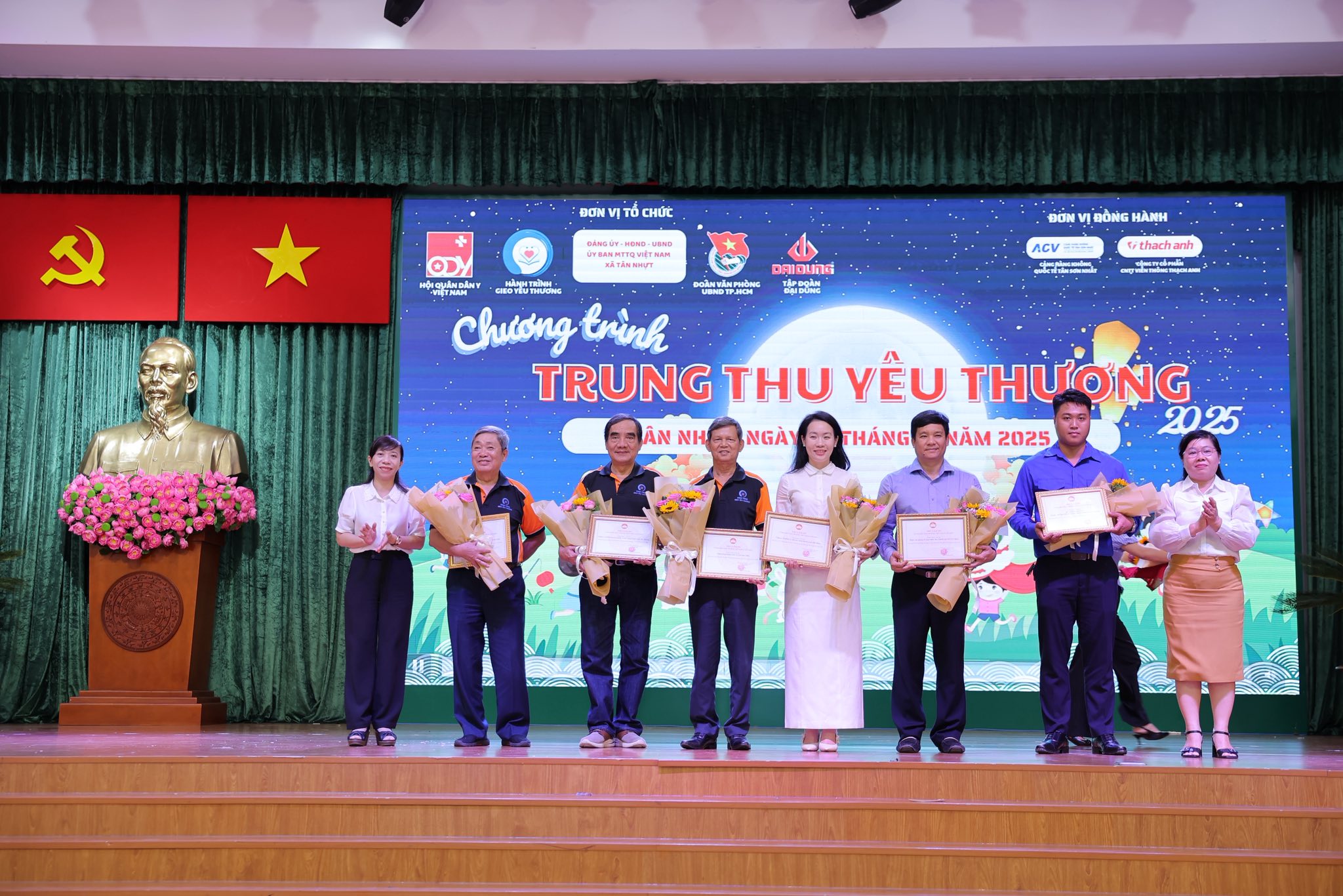 Các đơn vị tham gia tổ chức chương trình Trung thu Yêu thương năm 2025 Các đơn vị tham gia tổ chức chương trình Trung thu Yêu thương năm 2025